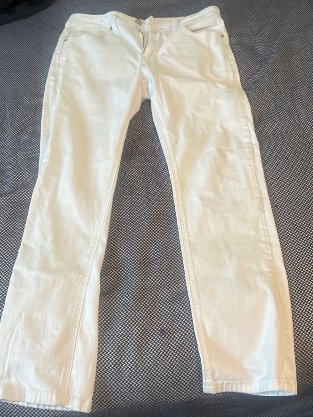 Slim Fit Men's White Jeans - Modern Stretch Denim